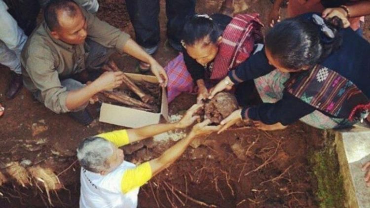 Tradisi Adat Mangongkal Holi Dalam Budaya Suku Batak