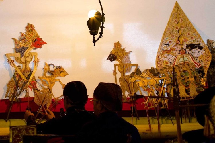Kesenian Tradisional Wayang Serta Proses Memainkannya