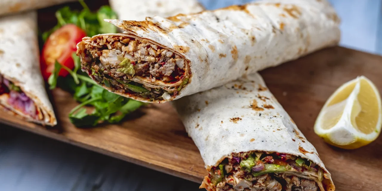 Kuliner Timur Tengah Yang Sangat Khas Yaitu Kebab