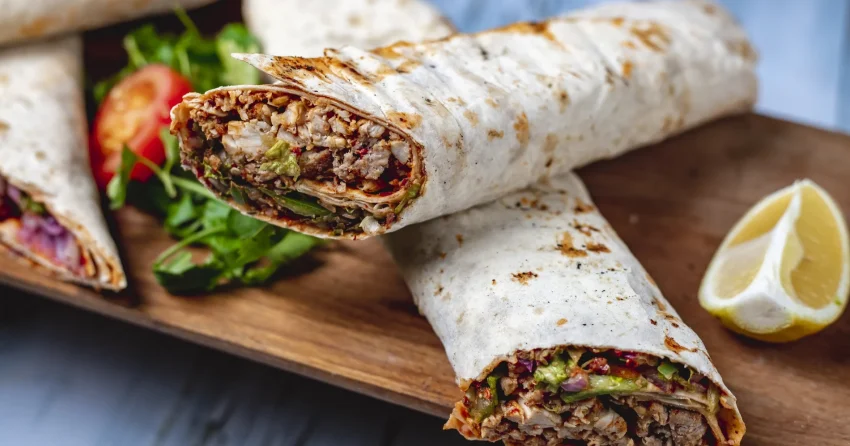 Kuliner Timur Tengah Yang Sangat Khas Yaitu Kebab