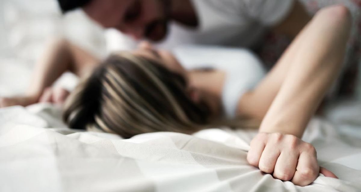 Hubungan Sex Melakukannya Dengan Lebih Satu Gender