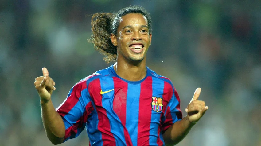 Legendaris Dunia Sepak Bola Seorang Ronaldinho