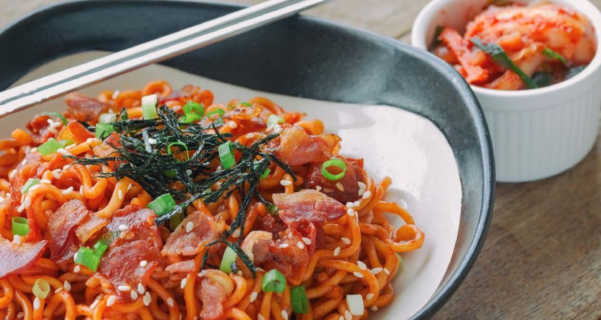 Makanan Pedas Korea Sebuah Mie Viral Samyang