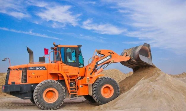 Bentuk Bulldozer Sebagai Kendaraan Alat Berat