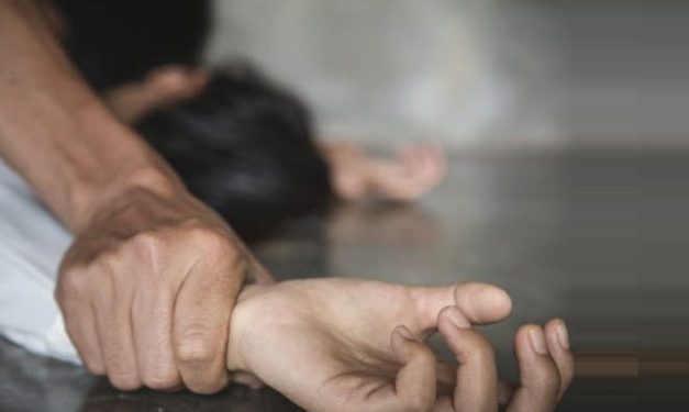 Pelanggar Kesopanan Norma Dalam Tindakan Pencabulan