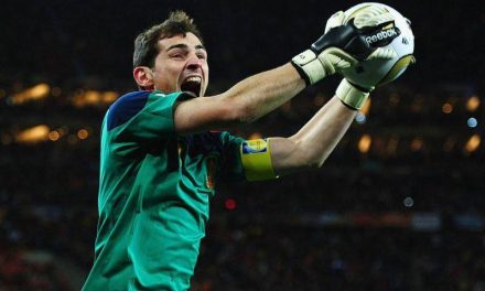 Kiper Chelsea Iker Casillas Dengan Sejuta Prestasi