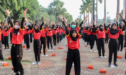 Olahraga Gerakan Badan Senam Dalam Melatih Fisik