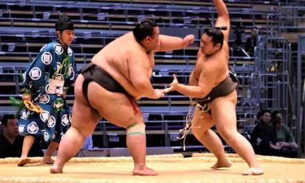 Olahraga Berbadan Besar Sumo Dengan Beberapa Teknik