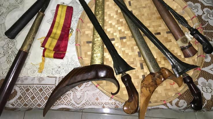 Benda Lama Pusaka Dengan Penemuan Yang Misteri