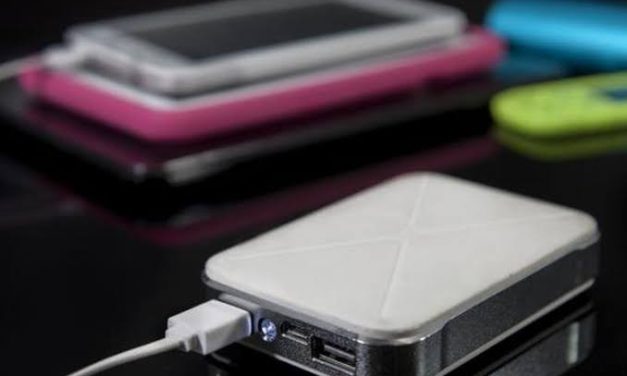 Perangkat Pengecasan Elektronik Menggunakan Powerbank