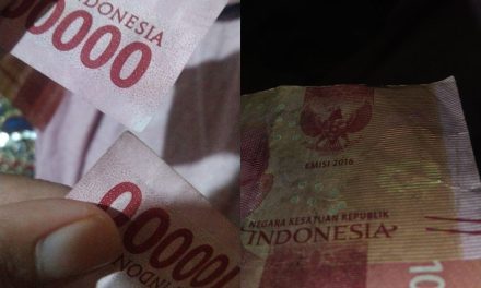 Transaksi Pembayaran Uang Sebagai Alat Jual Beli