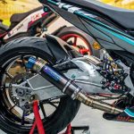 Pembuangan Gas Knalpot Pada Kendaraan Motor